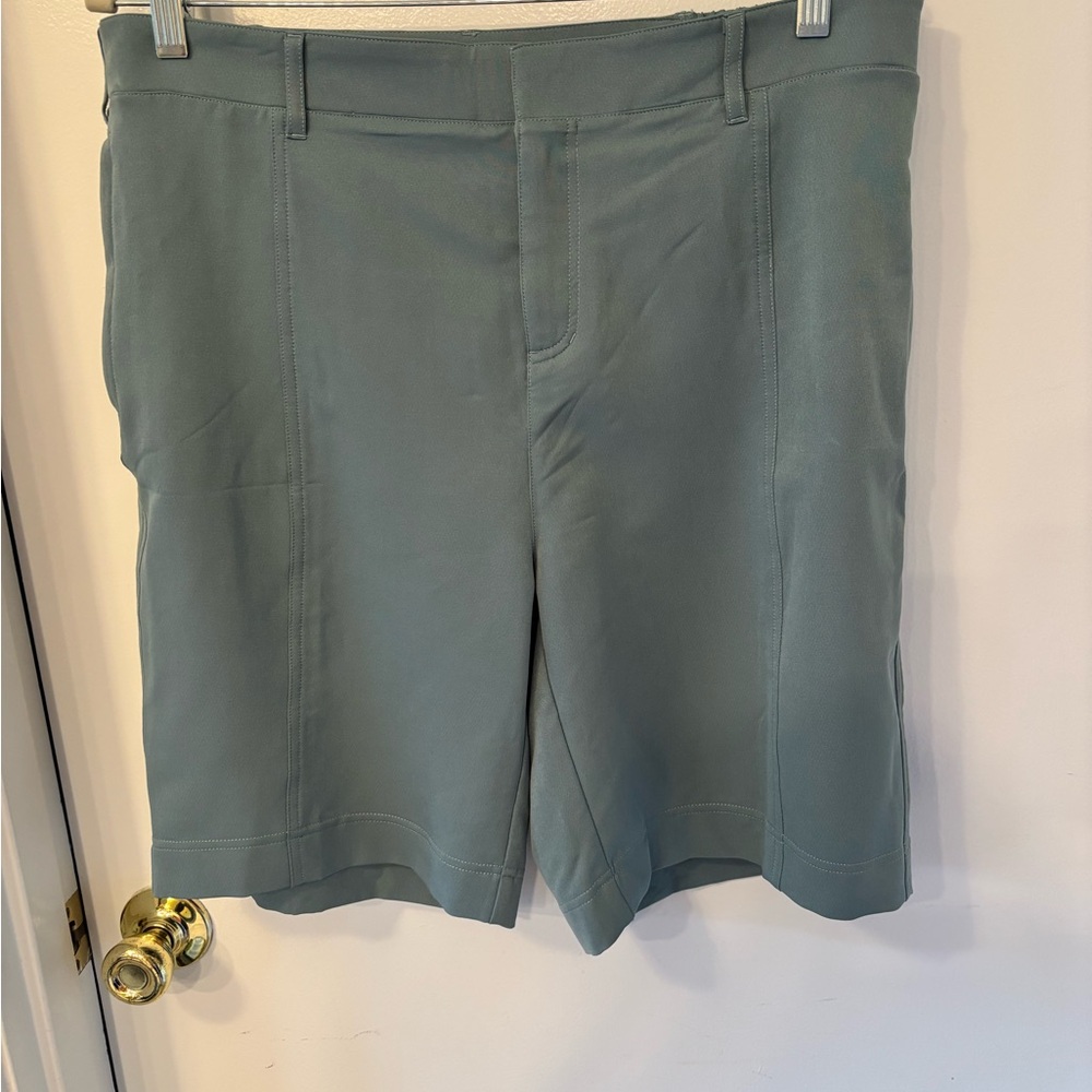 32 Degrees Women's Teal Flat Front Shorts